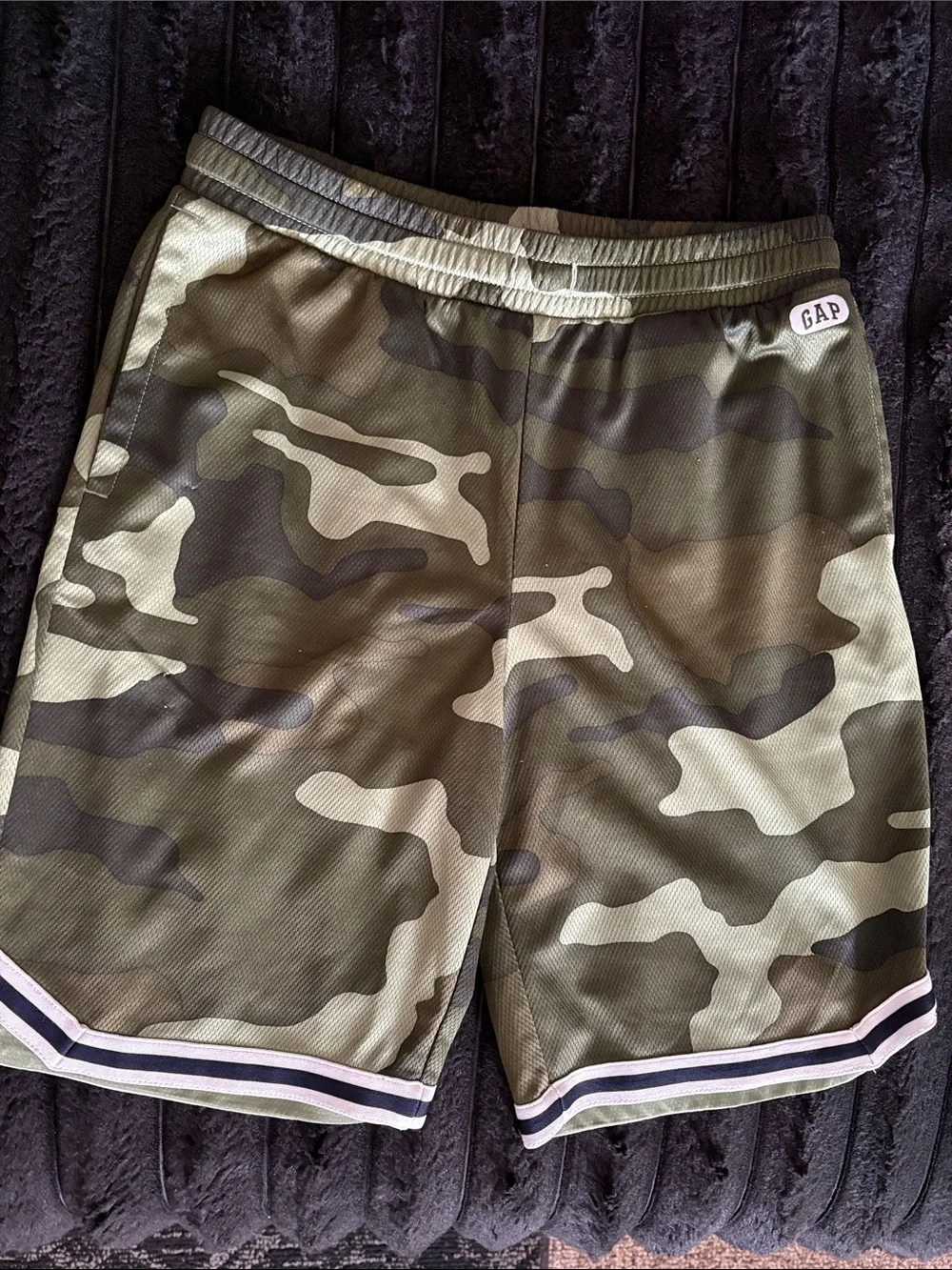 GAP boys Camo Athletic Shorts in Olive and Khaki